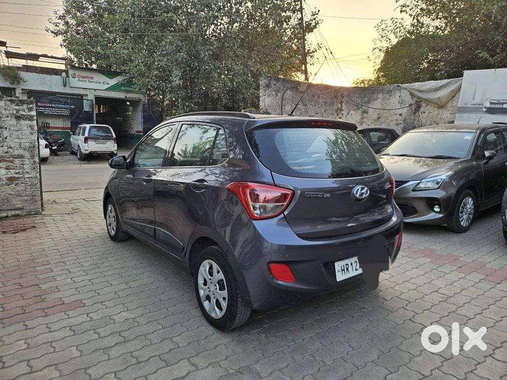 Hyundai Grand I10 Sportz Celebration Edition, 2016, Petrol