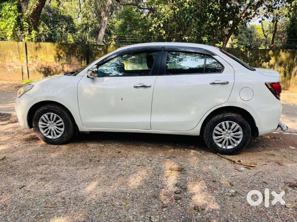 Maruti Suzuki Dzire 1.2 Vxi, 2024, Petrol
