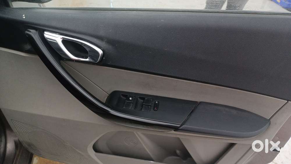 Tata Tiago 1.2 Revotron Xza, 2019, Petrol