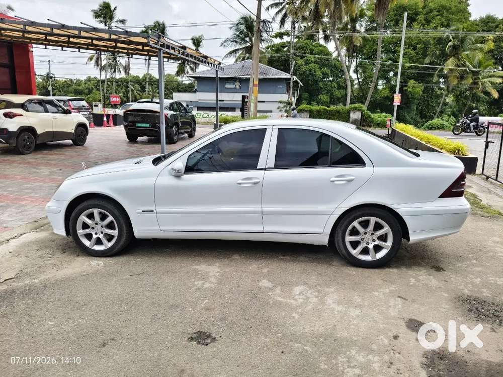Mercedes Benz C-class 2002
