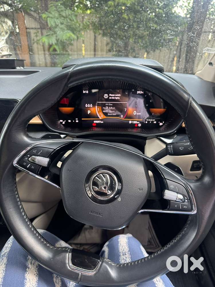 Skoda Slavia Petrol 2023
