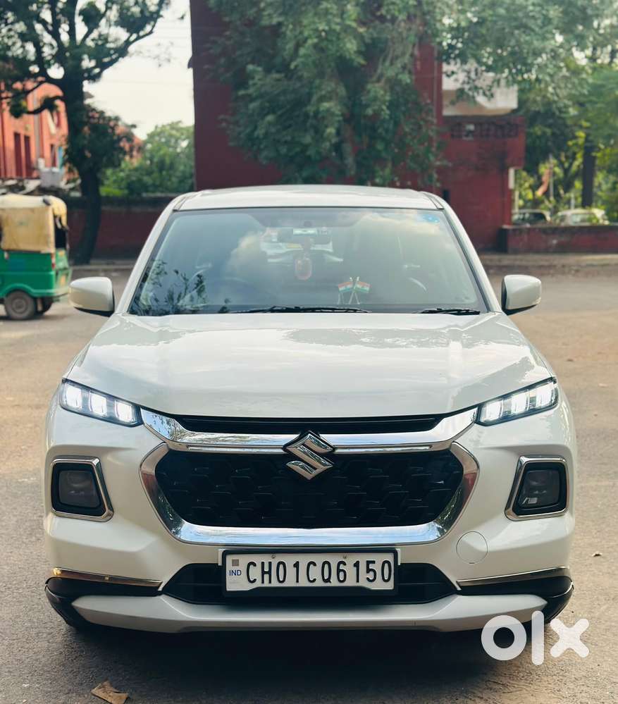 Maruti Suzuki Grand Vitara 1.5 Delta Smart Hybrid At, 2023, Petrol
