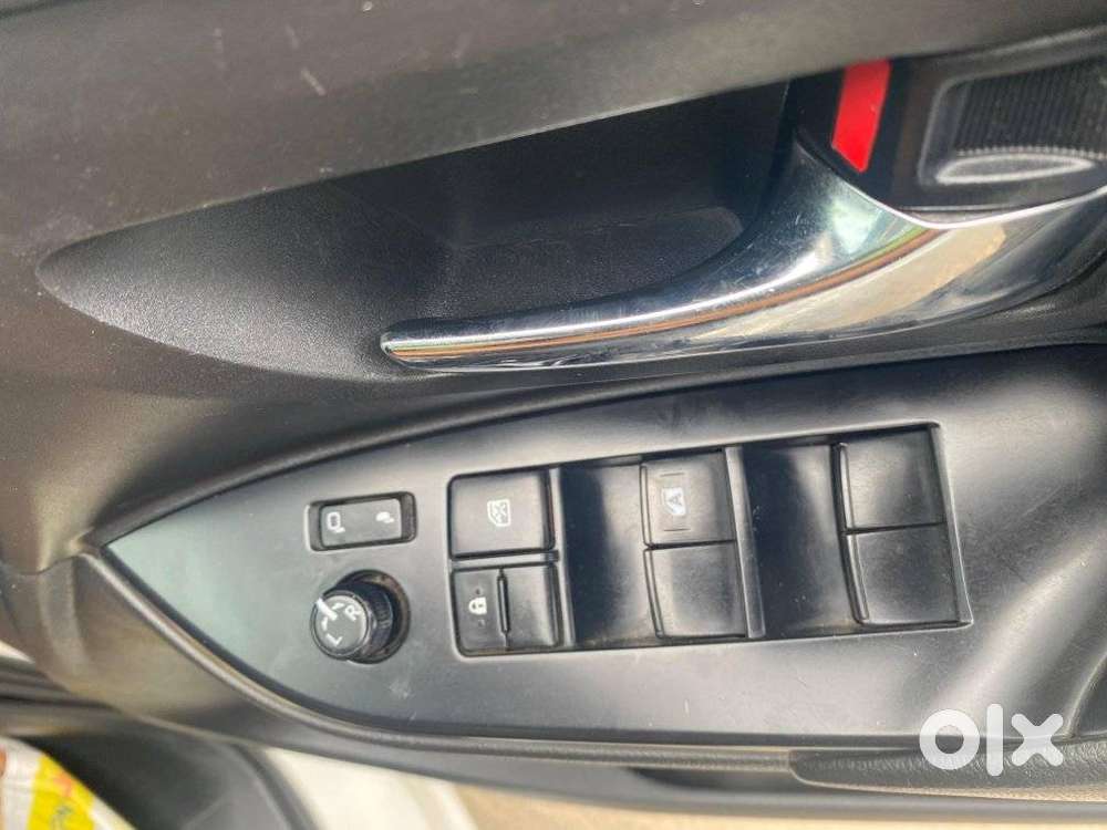 Toyota Innova Crysta 2.4 G Mt, 2022, Diesel