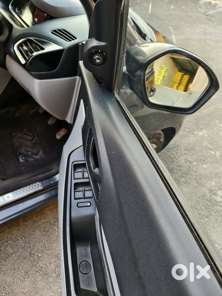 Tata Tiago 2021 Petrol