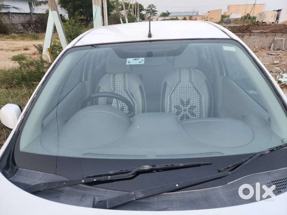 2013 Model Airbags Diesel Showroom Track