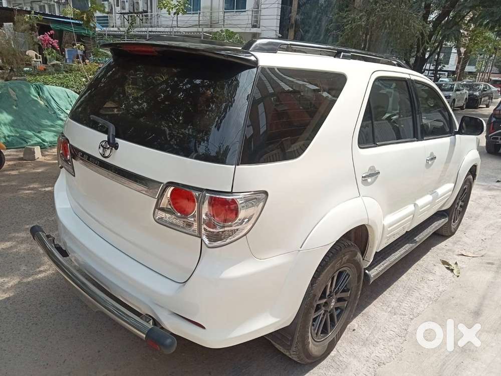 Toyota Fortuner 2011 Diesel
