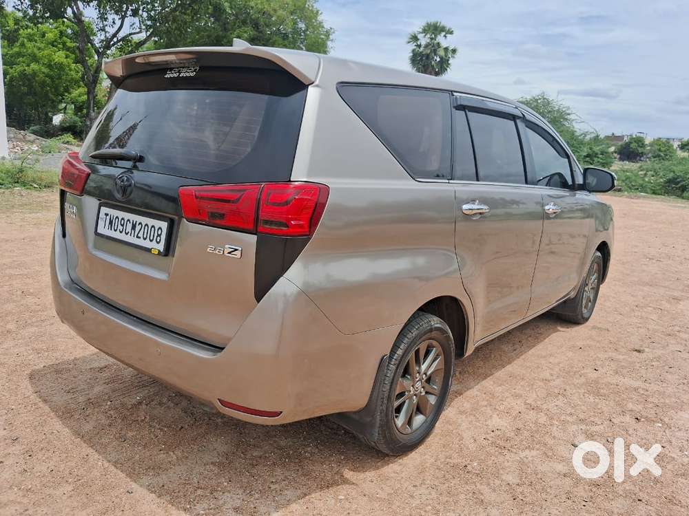 Toyota Innova Crysta 2.8z Automatic, 2017, Diesel