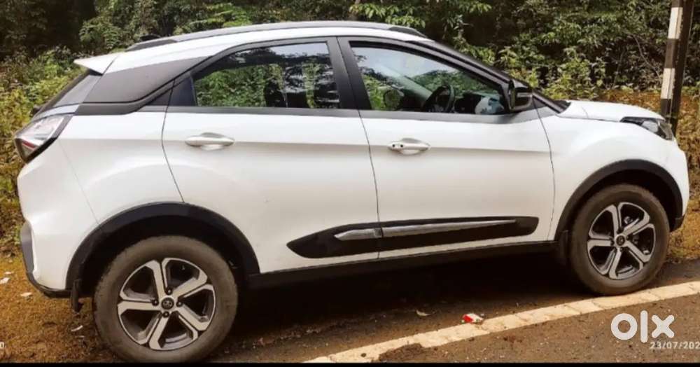 Tata Nexon 2021 Petrol Manual 81000 Km