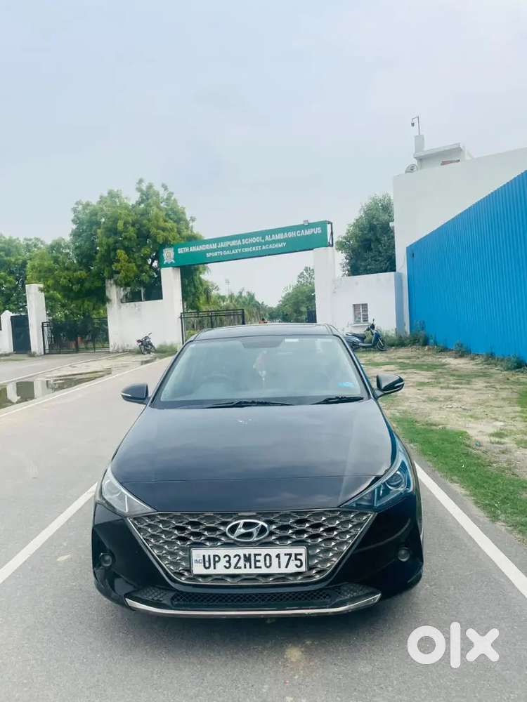 Hyundai Verna Sunroof Diesel Sx Crdi Mt 2021