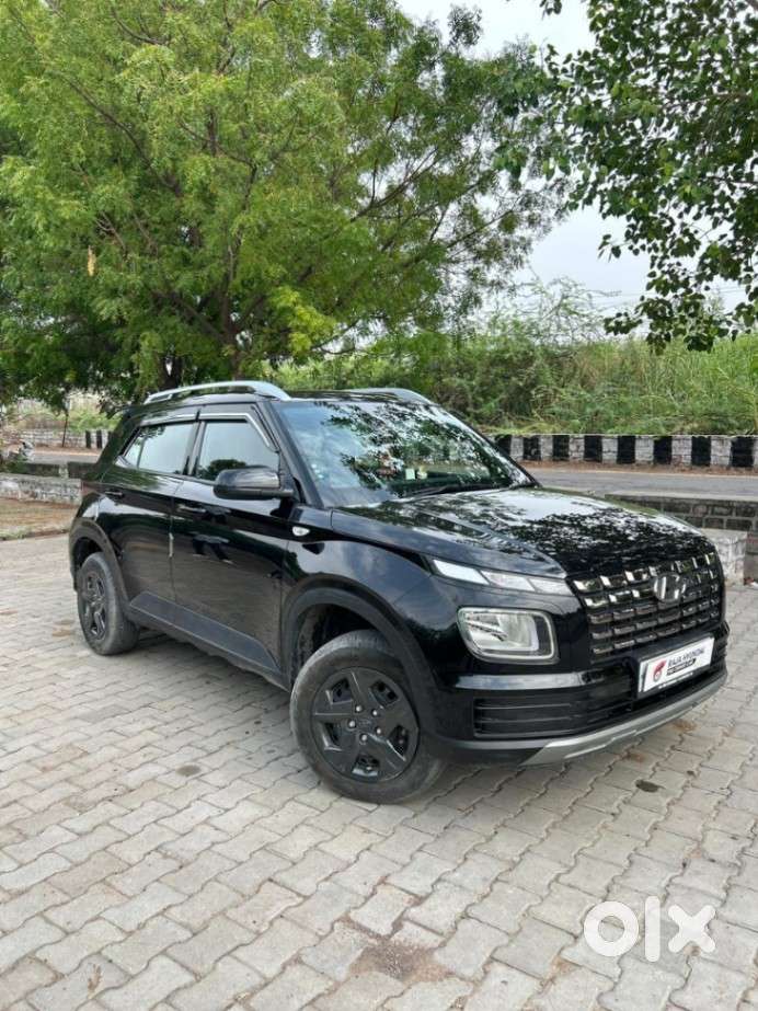 Hyundai Venue S 1.2 Petrol, 2025, Petrol