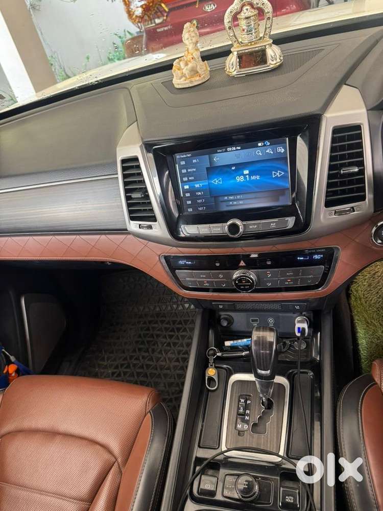 Mahindra Alturas G4 2019 Diesel Well Maintained