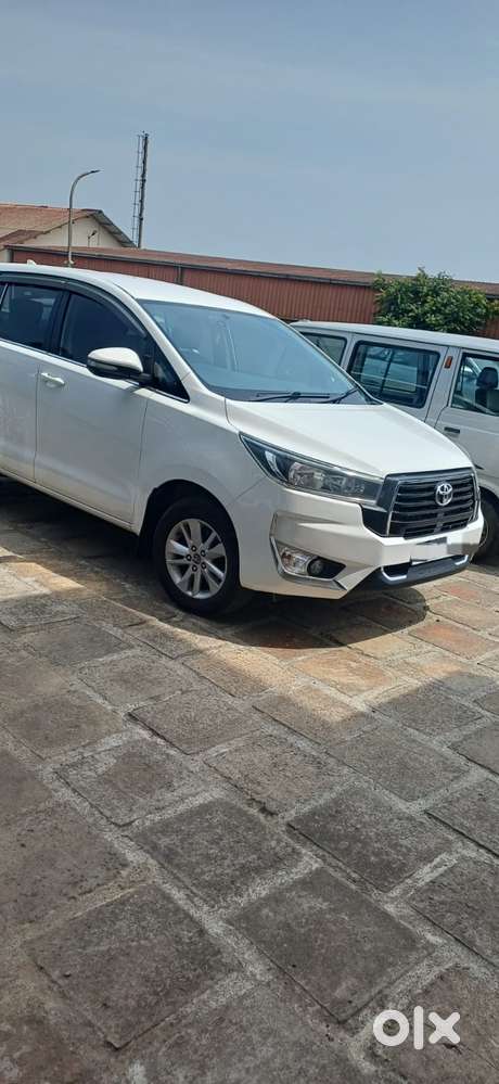 Toyota Innova Crysta 2.4 G Mt, 2017, Diesel