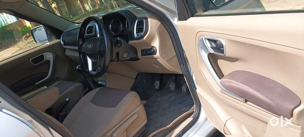 Mahindra Tuv 300 T8, 2017, Diesel