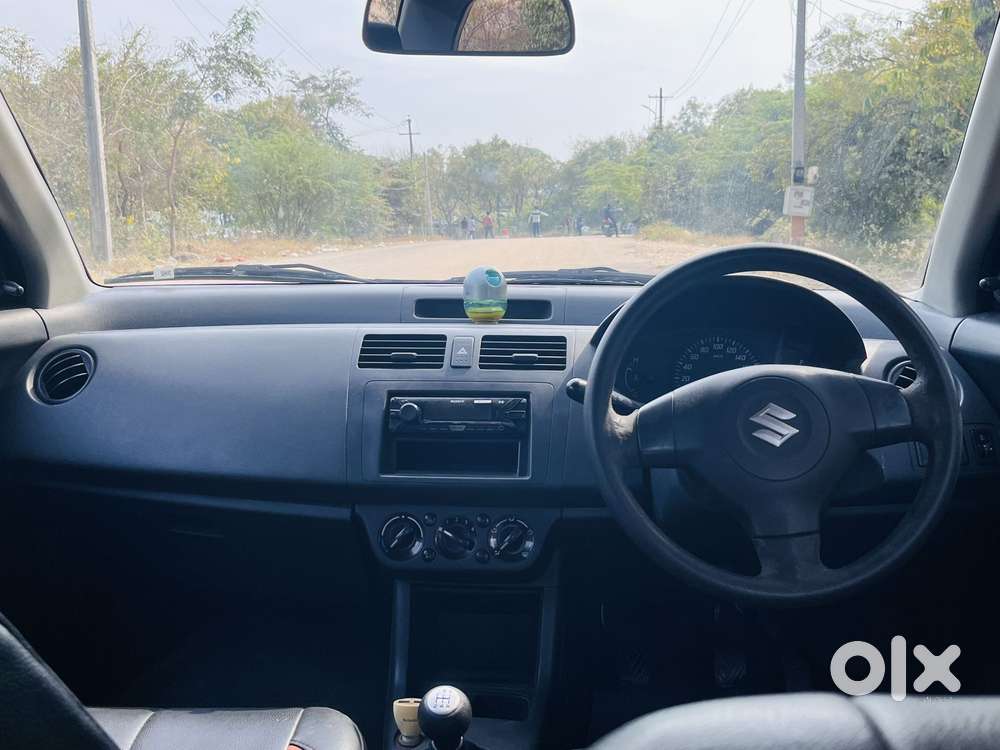 Maruti Suzuki Swift Dzire Tour Ldi, 2016, Diesel