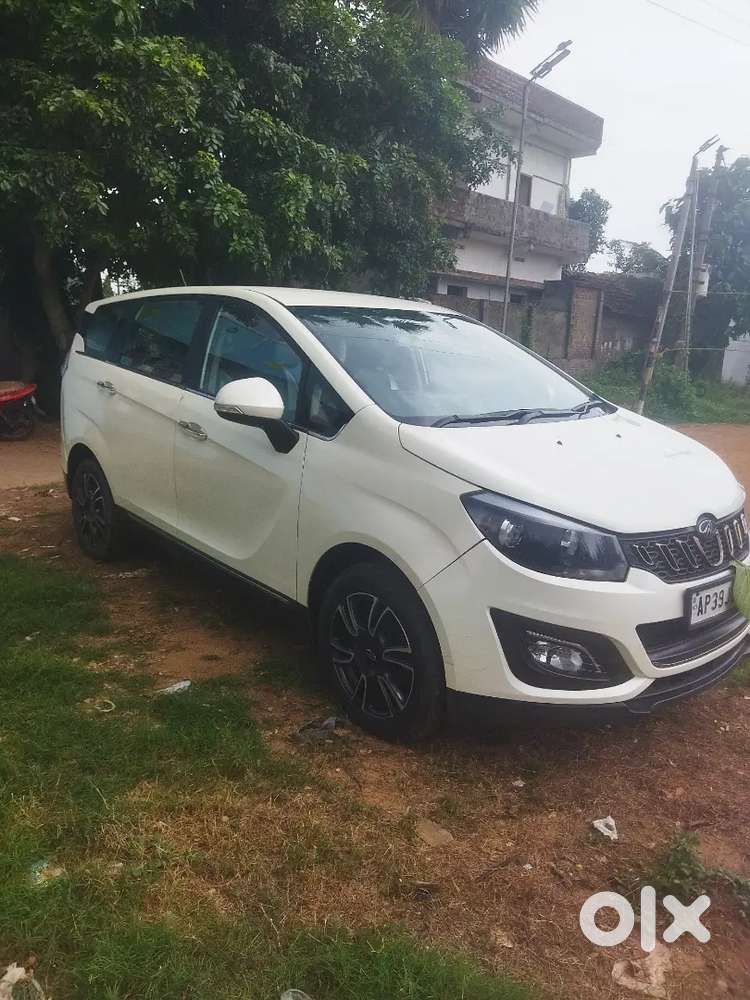 Mahindra Marazzo Diesel 2021