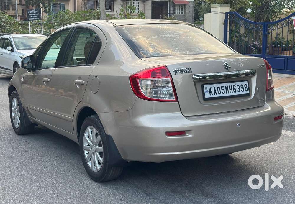 Maruti Suzuki Sx4 Zxi With Leather Bsiii, 2010, Petrol