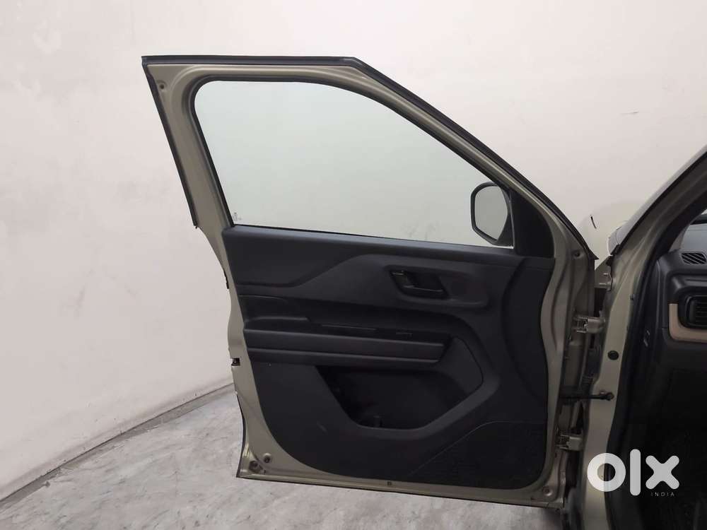 Tata Punch 1.2 Revotron Creative Amt Kaziranga Edition, 2022, Petrol