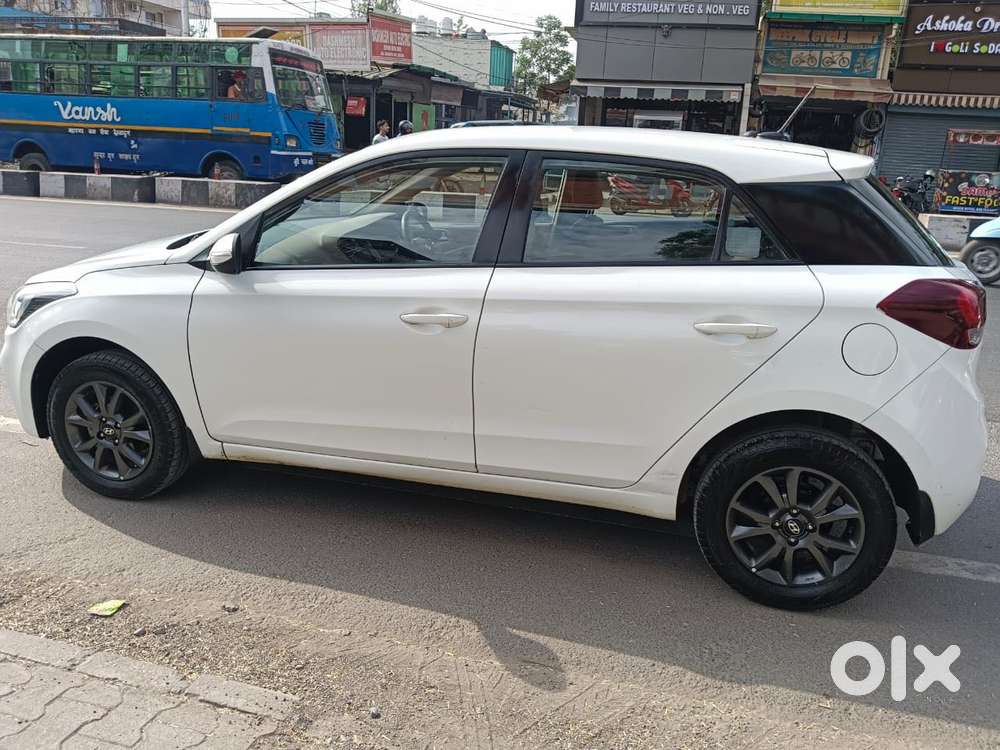 Hyundai I20 Sportz Plus Dual Tone, 2020, Petrol