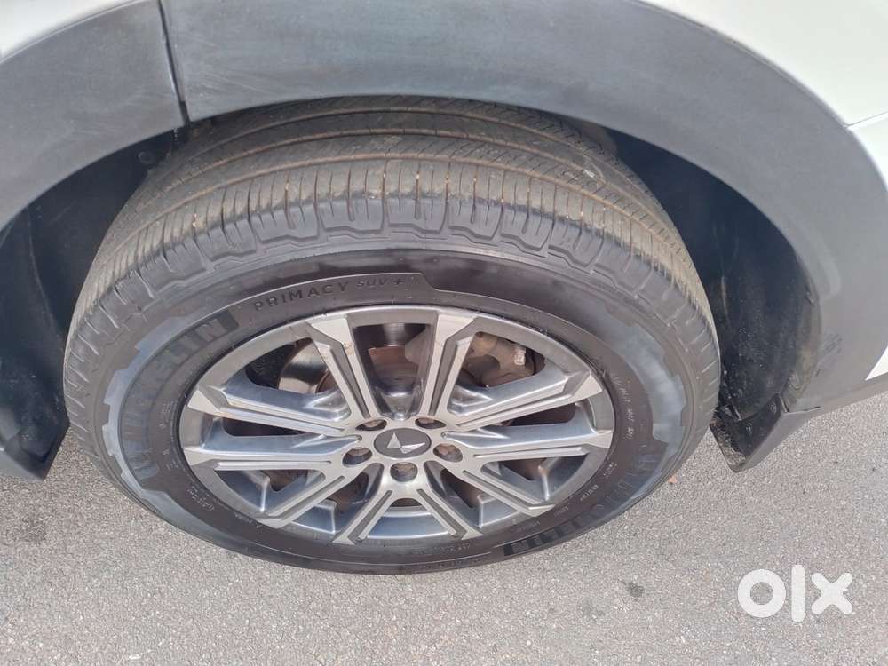 Mahindra Xuv700 2.2 Ax 7 Diesel At Luxury Pack Str, 2023, Diesel