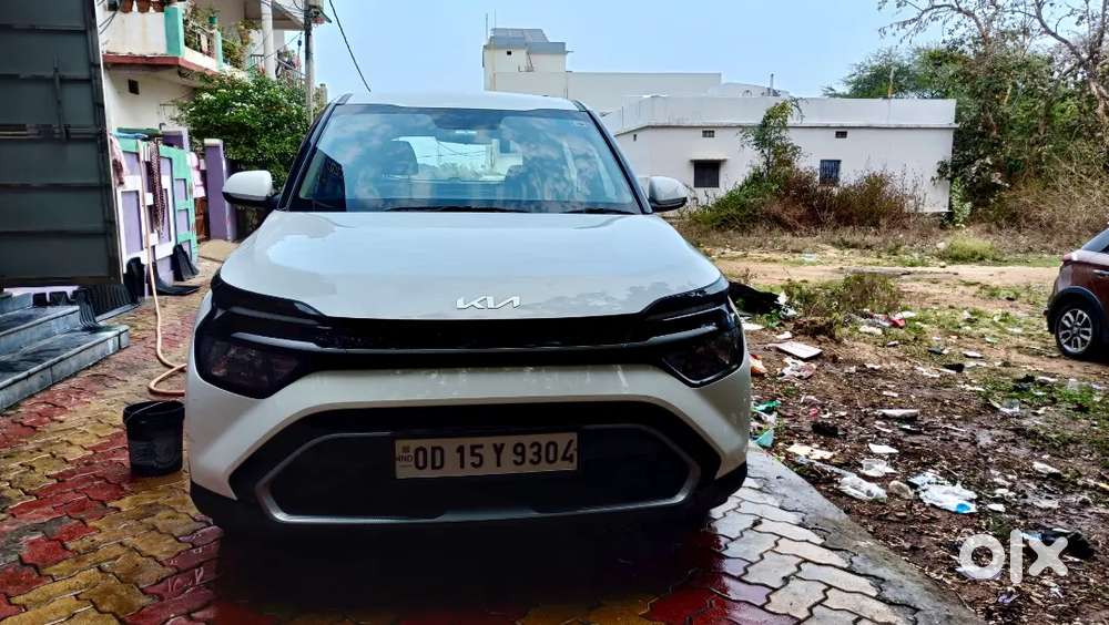 Kia Carens 2024 Petrol 20000 Km Driven