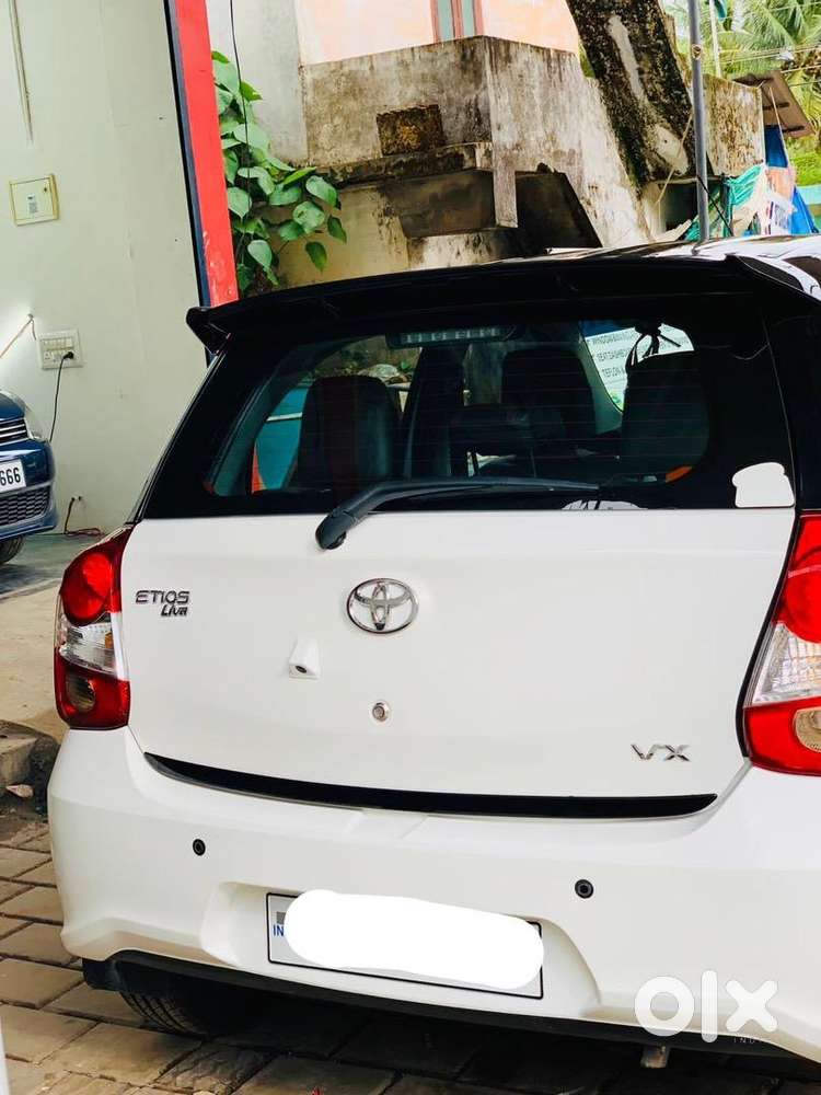 Toyota Etios Liva 2018 Petrol Well Maintained