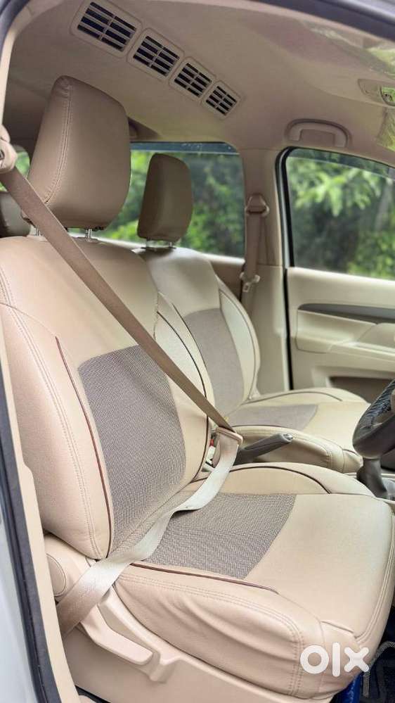 Maruti Suzuki Ertiga 1.5 Vxi, 2022, Petrol