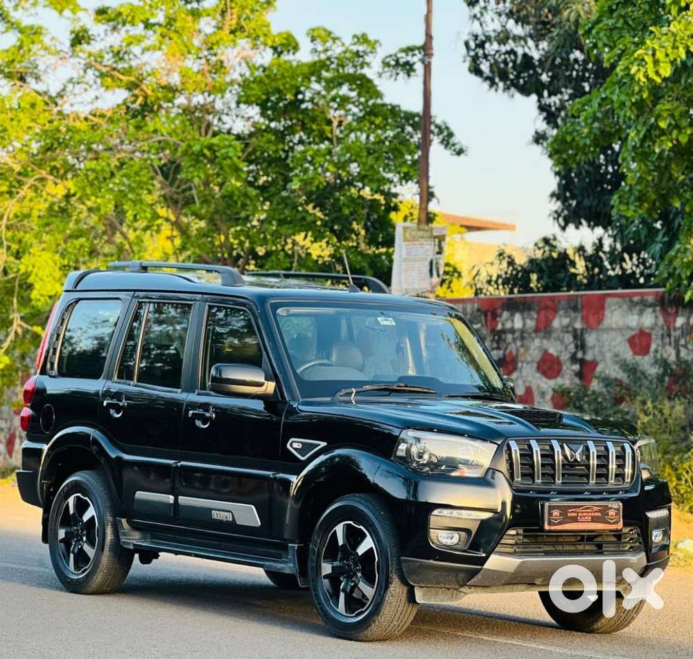 Mahindra Scorpio Classic 2.2 S 11 Mt 7 Str, 2024, Diesel