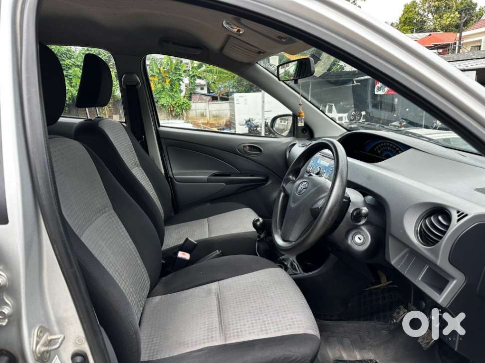 Toyota Etios Liva 2013-2014 G, 2014, Petrol