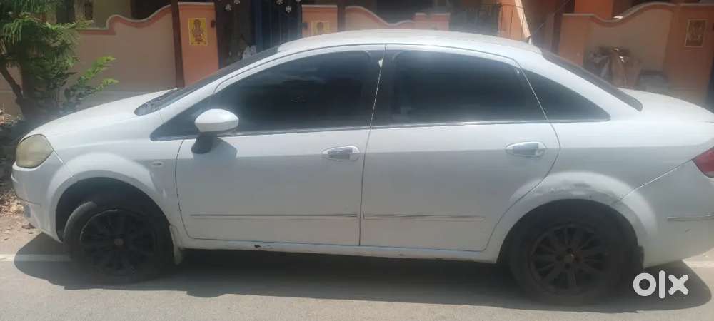 Fiat Linea 2012 Diesel 95000 Km Driven