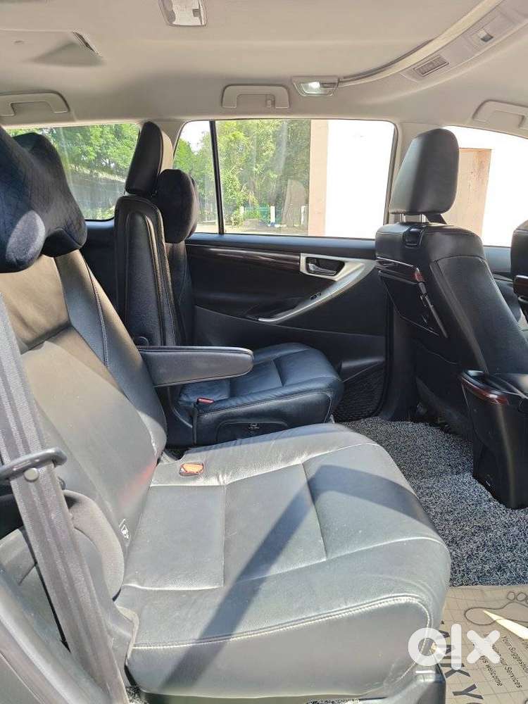 Toyota Innova Crysta 2.4 Z 7 Str, 2016, Diesel