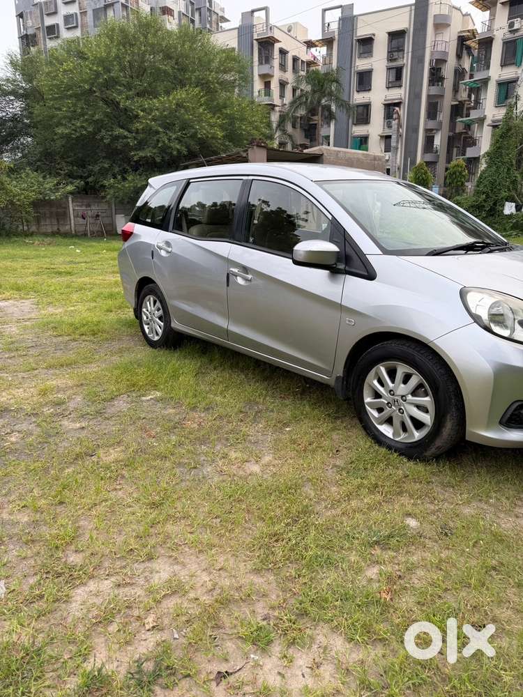 Honda Mobilio 2016 Read Full Ad.