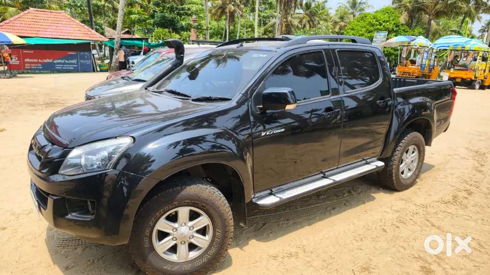 Isuzu V-cross 2017 Diesel Well Maintained