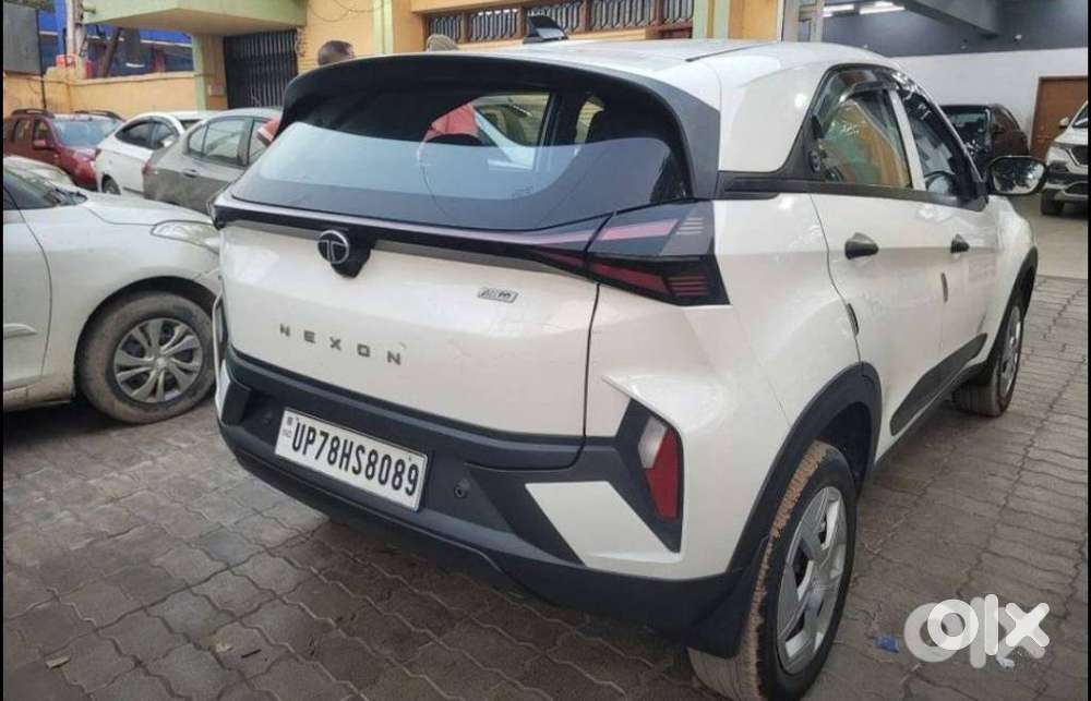 Tata Nexon, 2024, Petrol