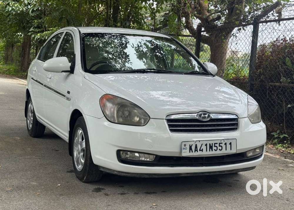 Hyundai Verna Vtvt 1.6 Sx, 2010, Petrol