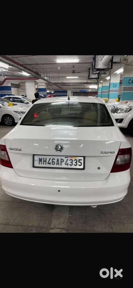 Skoda Rapid Elegance 2015