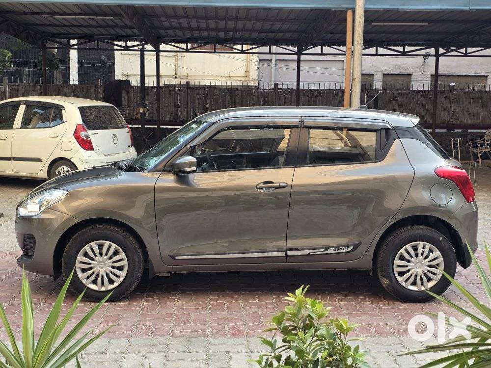 Maruti Suzuki Swift Amt Vxi, 2021, Petrol