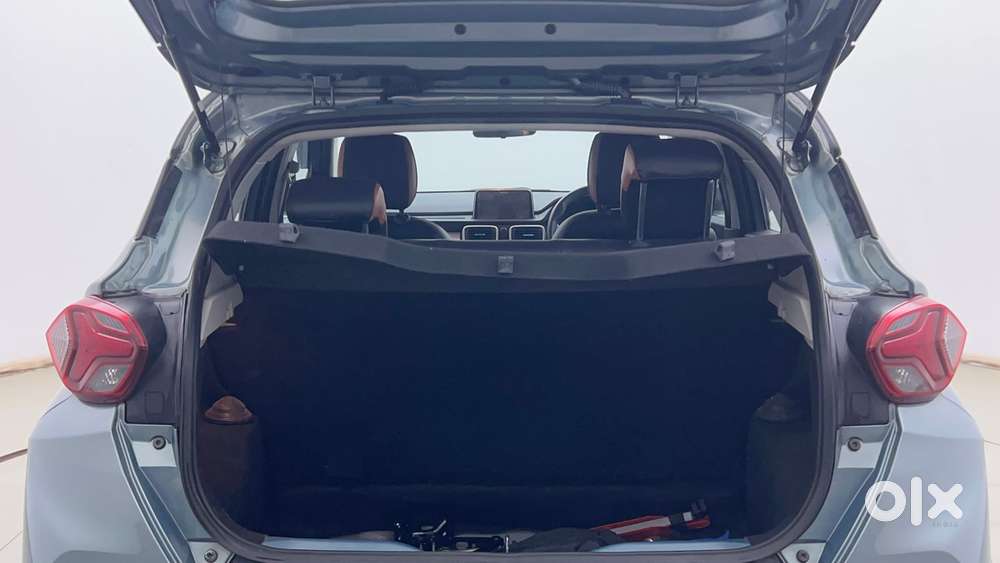 Tata Punch 1.2 Revotron Creative Amt Dual Tone, 2023, Petrol
