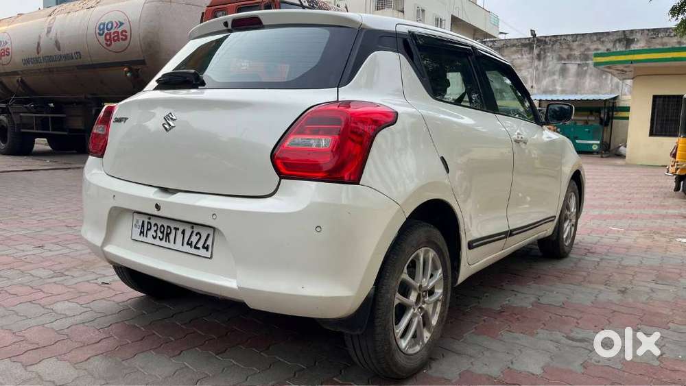 Maruti Suzuki Swift Vvt Zxi, 2022, Petrol