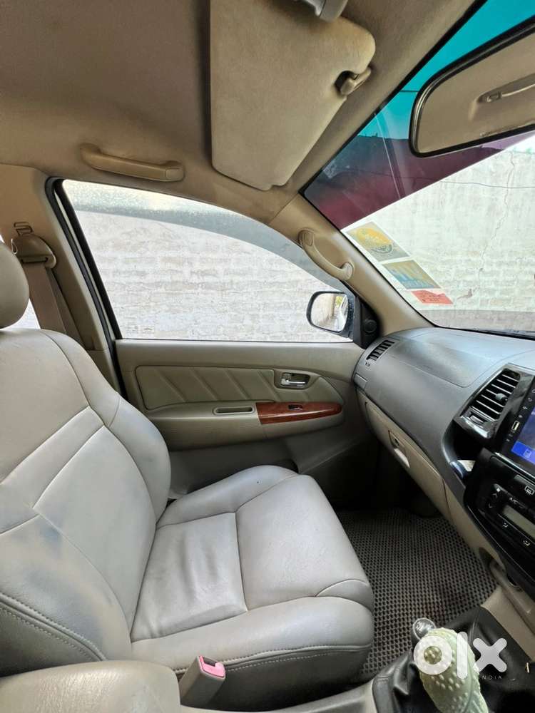Toyota Fortuner Diesel 2010