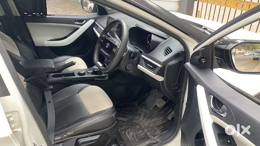 Tata Nexon Creative Plus 1.2 Revotron Petrol 6 Amt, 2023, Petrol