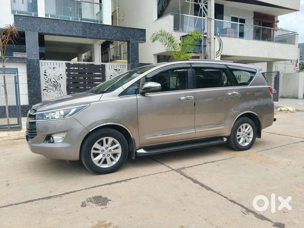 Toyota Innova Crysta 2.4 G Mt 7 Str, 2020, Diesel
