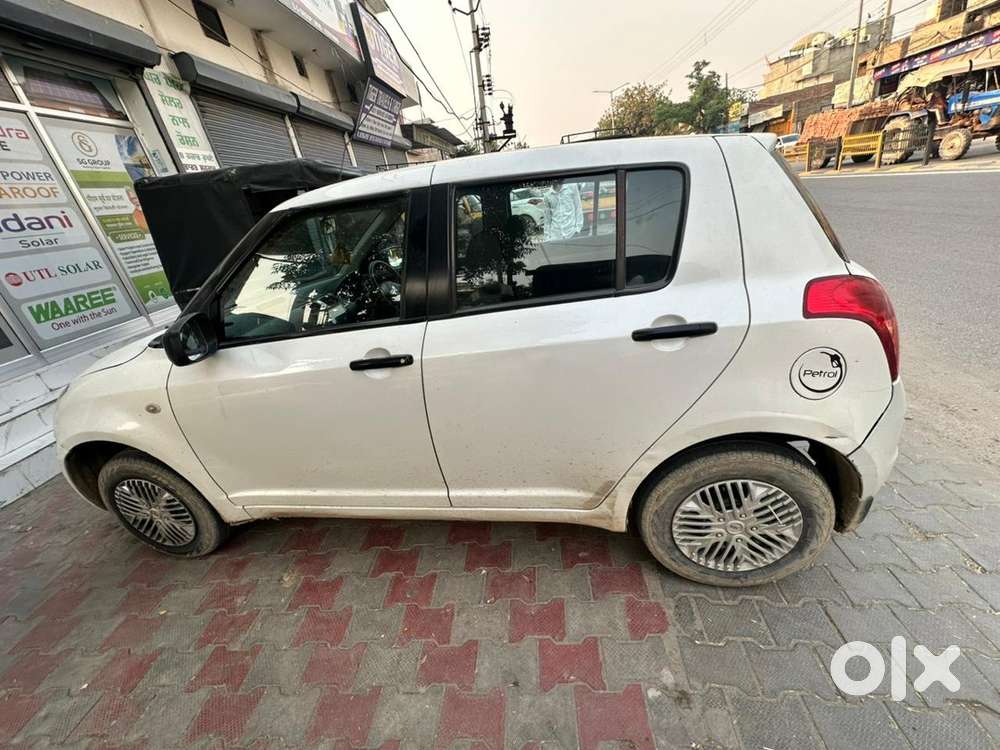 Swift Maruti Petrol 2011