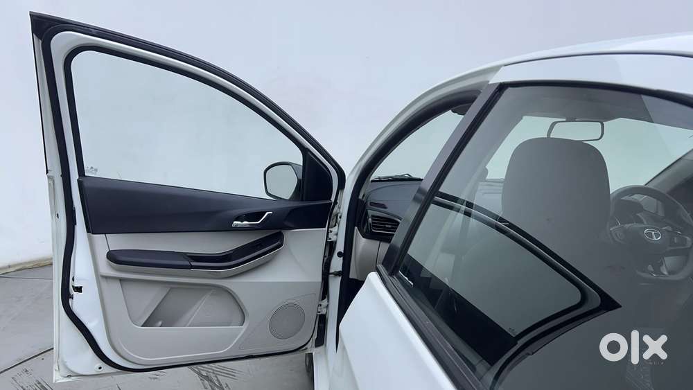 Tata Tiago Xza Plus, 2022, Petrol