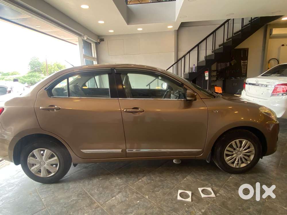 Maruti Suzuki Swift Dzire Vxi Regal Limited Edition Mt, 2018, Petrol