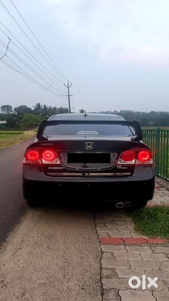 Honda Civic 1.8 S 2011