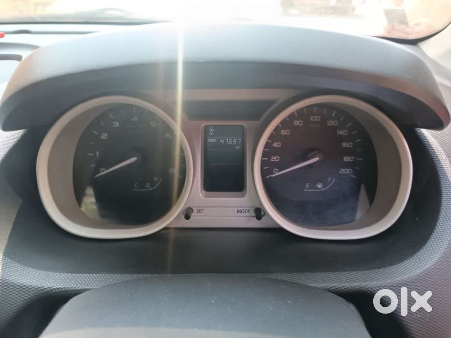 Tata Tiago Xz Plus, 2017, Petrol