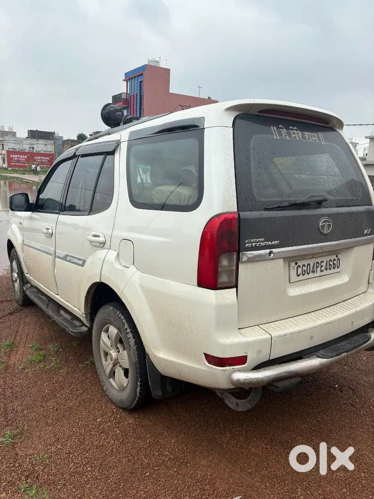 Tata Safari Storme 2016 Diesel 130000 Km Driven