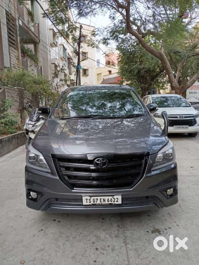 Toyota Innova 2.5 Z Diesel 7 Seater, 2015, Diesel