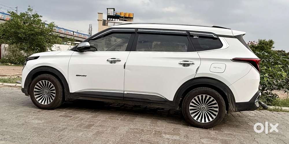 Kia Carens G1.5 6mt Gravity, 2025, Petrol