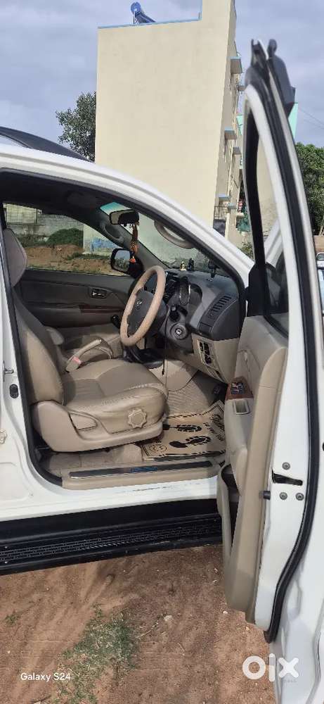 Toyota Fortuner 2011 Diesel